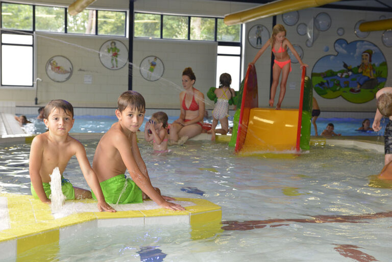 kinderfeestje zwemmen